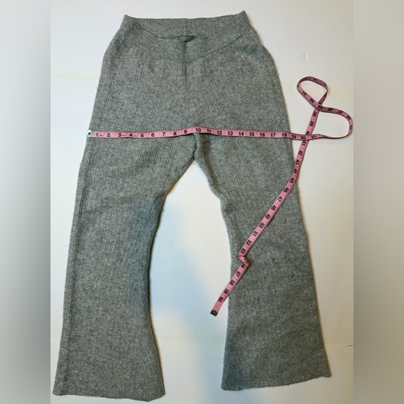 Neiman Marcus %100 Cashmere Gray Pant Bootcut - Picture 6 of 8